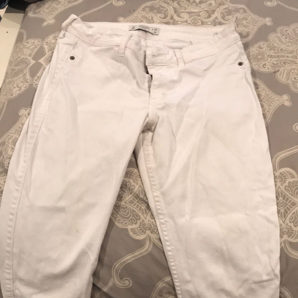White Abercrombie Skinny Jeans